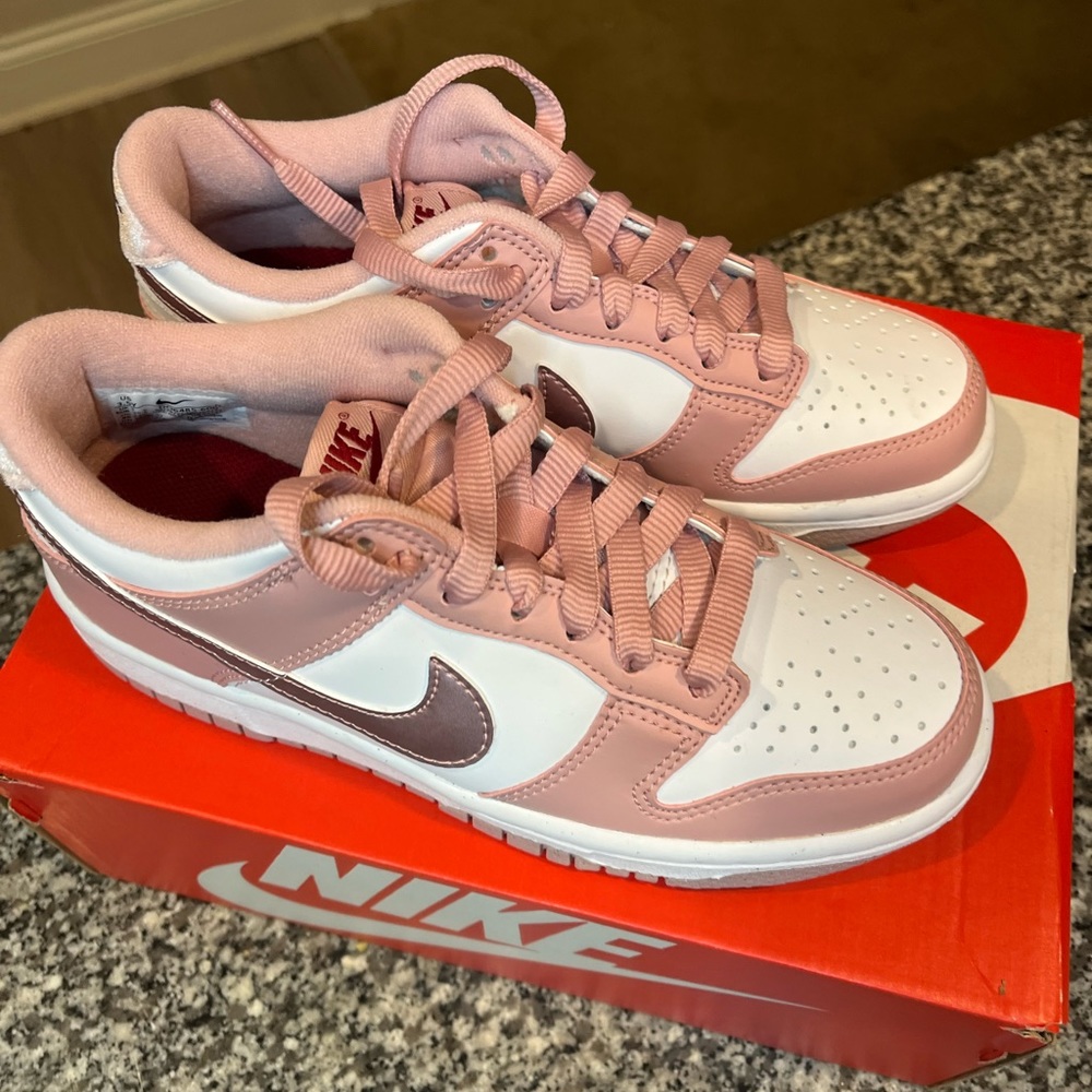 Nike dunks (youth) - Picture 4 of 8